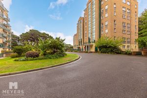 Photo 27- click for photo gallery